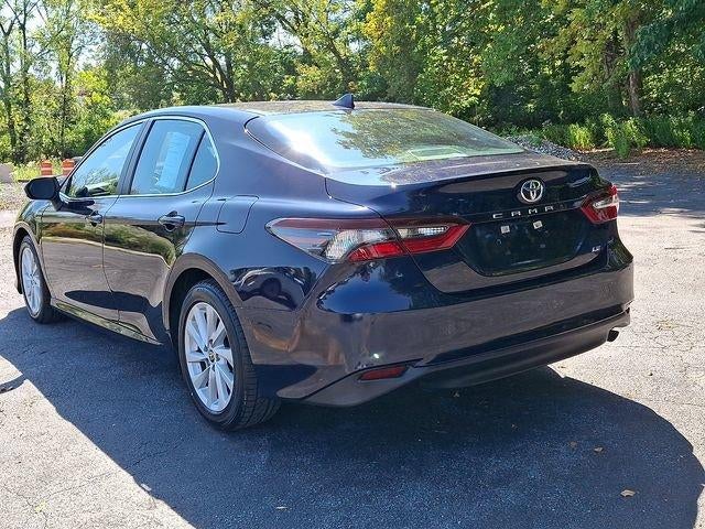 2022 Toyota Camry LE Auto (SE)