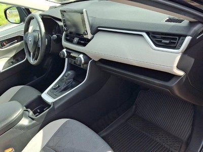 2022 Toyota RAV4 Hybrid XLE AWD (Natl)