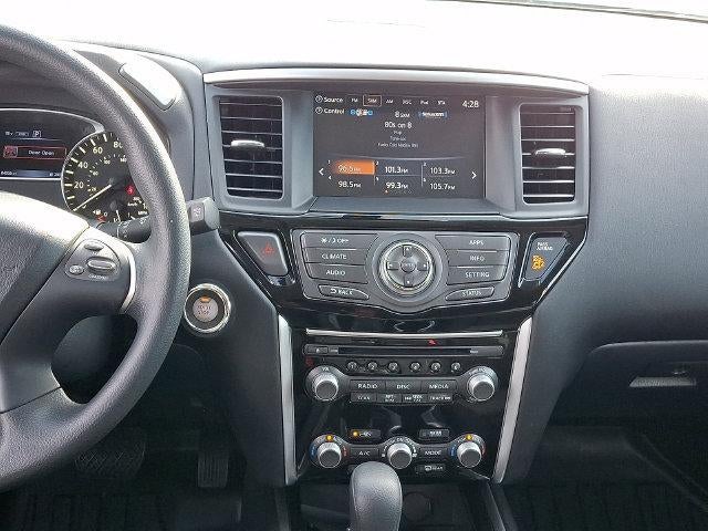 2017 Nissan Pathfinder 4x4 S