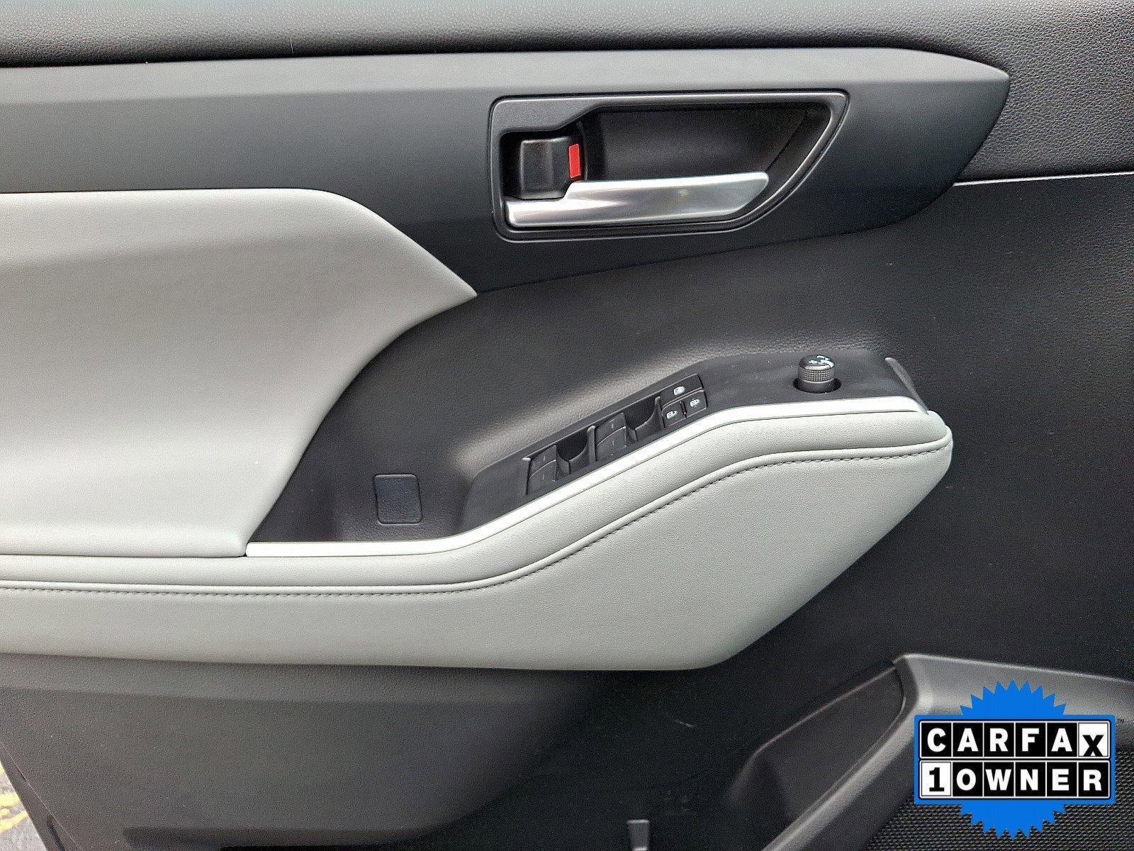 2023 Toyota Highlander Hybrid XLE AWD (Natl)