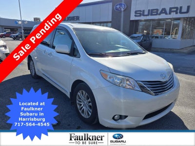 2015 Toyota Sienna 5dr 8-Pass Van XLE FWD (Natl)
