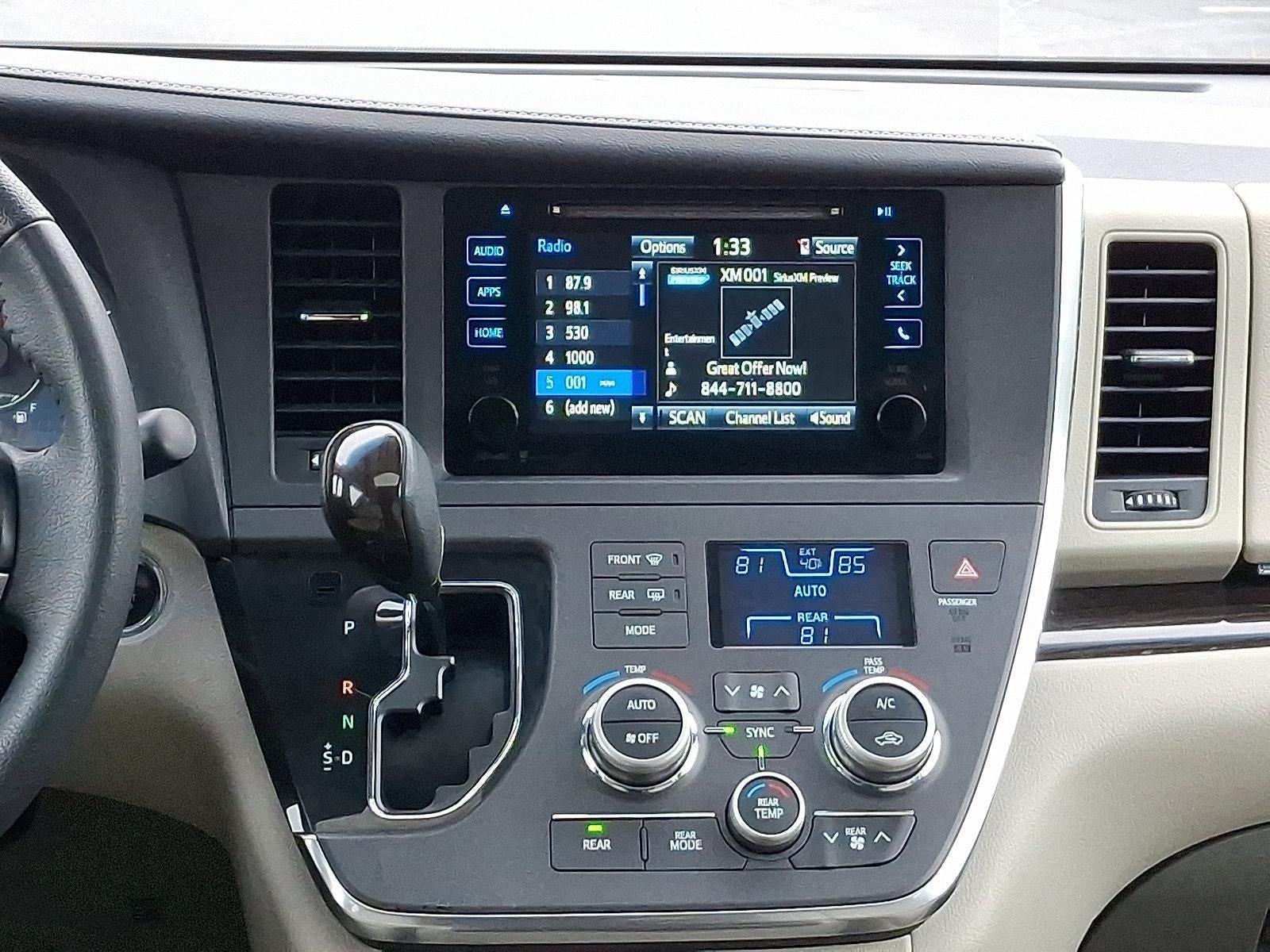 2015 Toyota Sienna 5dr 8-Pass Van XLE FWD (Natl)