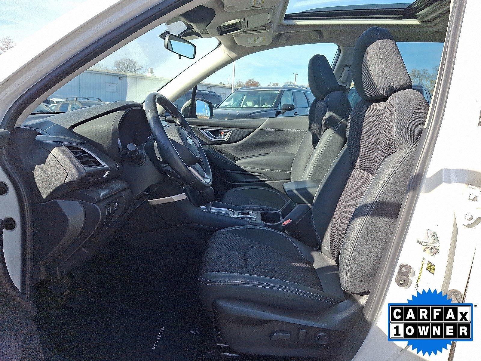 2023 Subaru Forester Premium CVT