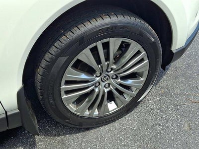 2021 Toyota Venza XLE AWD (SE)