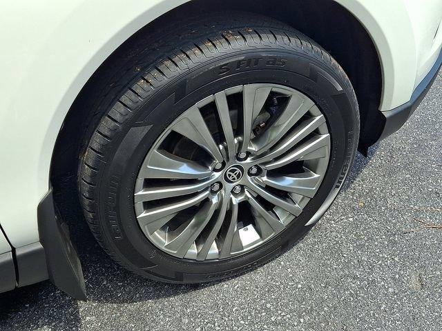 2021 Toyota Venza XLE AWD (SE)