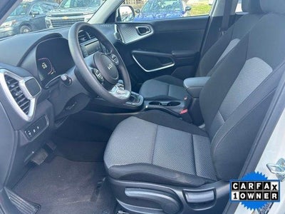 2023 Kia Soul LX IVT