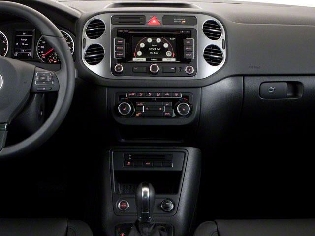 2011 Volkswagen Tiguan 4WD 4dr SEL 4Motion