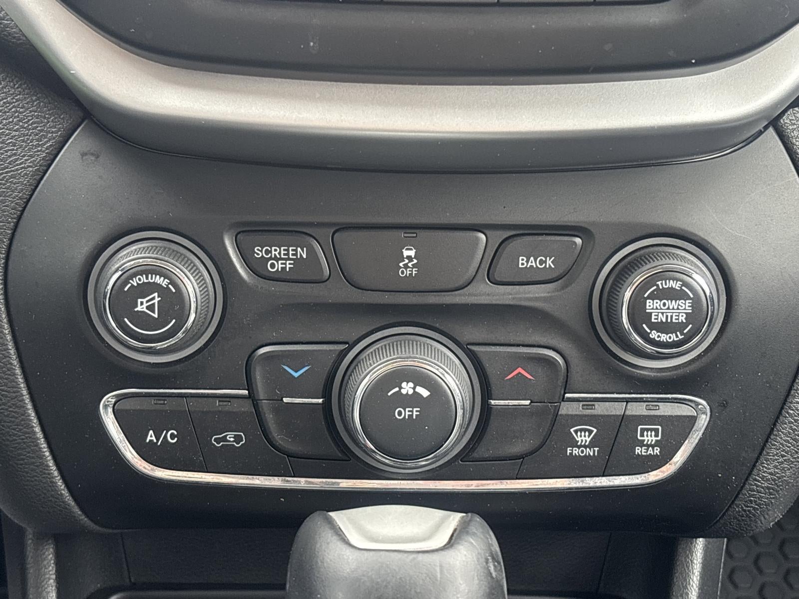 2014 Jeep Cherokee 4WD 4dr Trailhawk