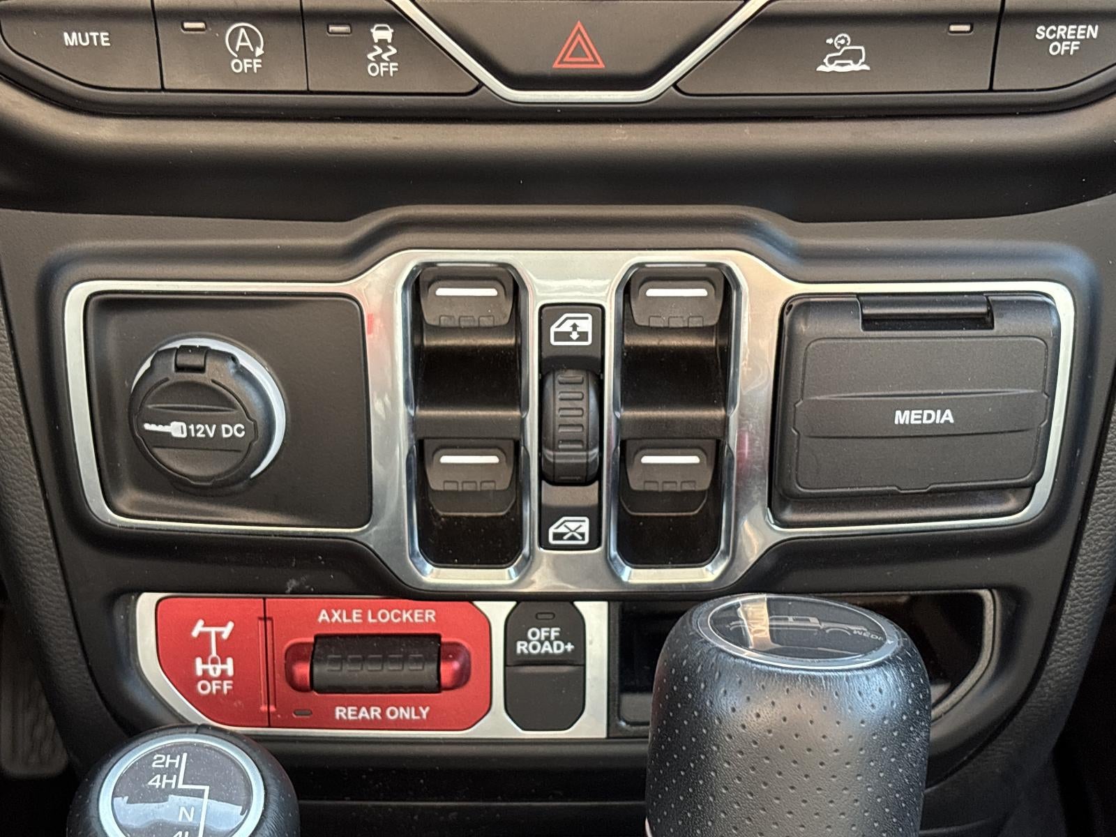 2022 Jeep Gladiator Mojave 4x4