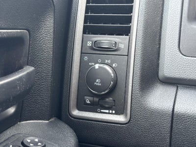 2018 RAM 1500 Express 4x4 Quad Cab 6'4" Box