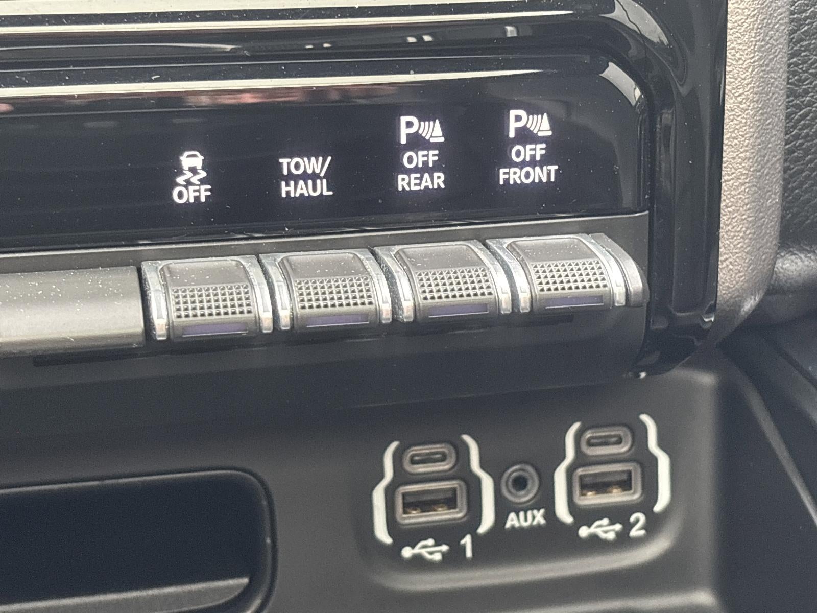 2023 RAM 1500 Laramie 4x4 Crew Cab 5'7" Box