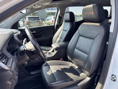 2022 GMC Acadia AWD AT4