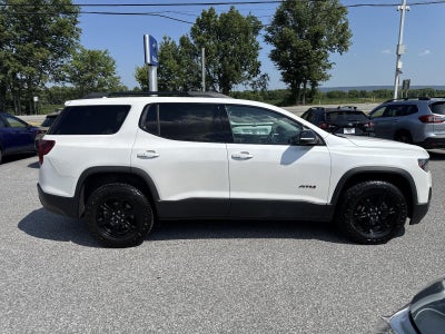 2022 GMC Acadia AWD AT4