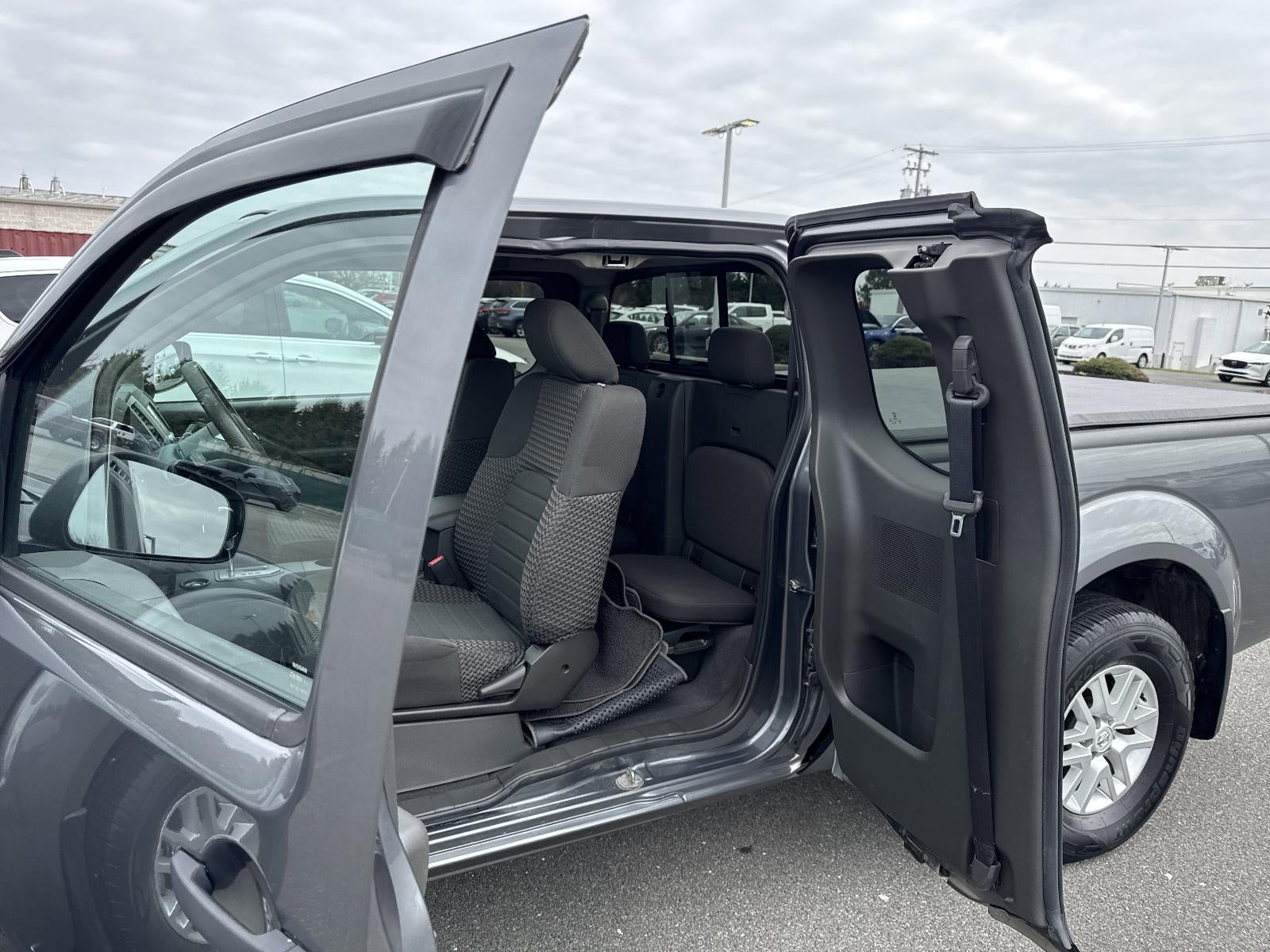 2020 Nissan Frontier King Cab 4x4 SV Auto