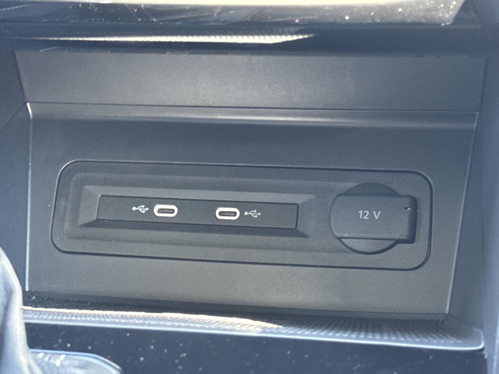 2023 Volkswagen Atlas 3.6L V6 SE w/Technology 4MOTION