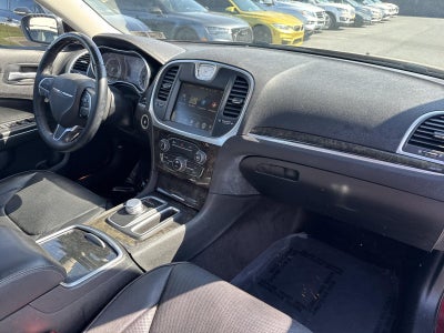 2016 Chrysler 300 4dr Sdn 300C RWD