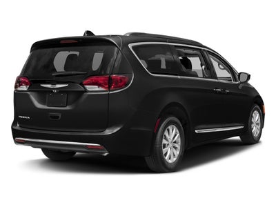 2017 Chrysler Pacifica Touring-L FWD
