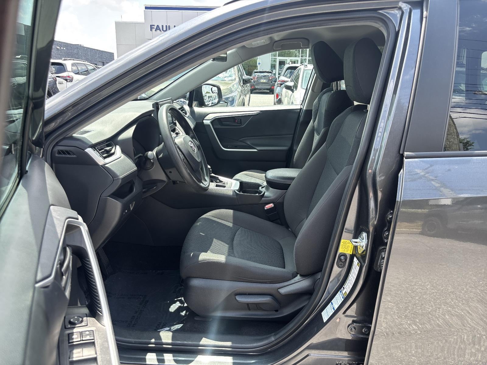 2021 Toyota RAV4 LE AWD (Natl)
