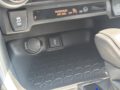 2021 Toyota RAV4 LE AWD (Natl)
