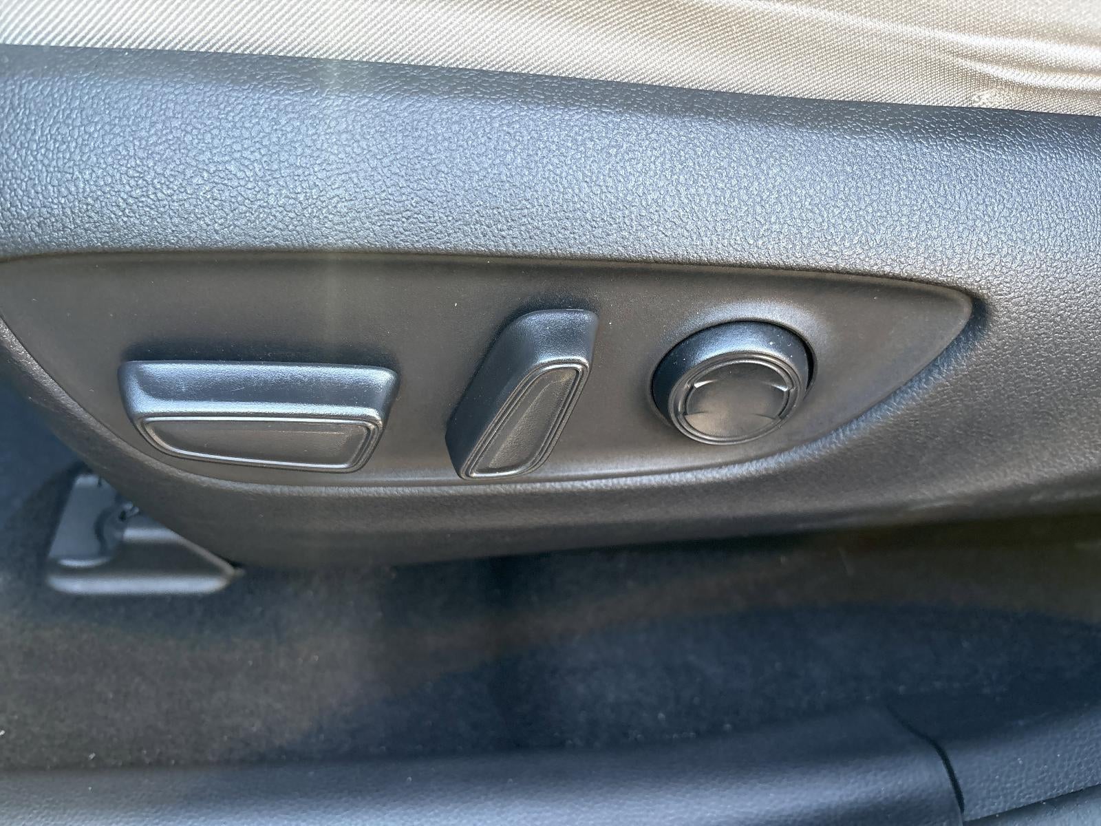 2021 Toyota RAV4 XLE AWD (Natl)