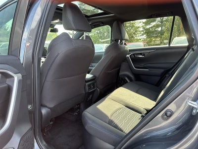 2024 Toyota RAV4 Hybrid SE AWD (Natl)