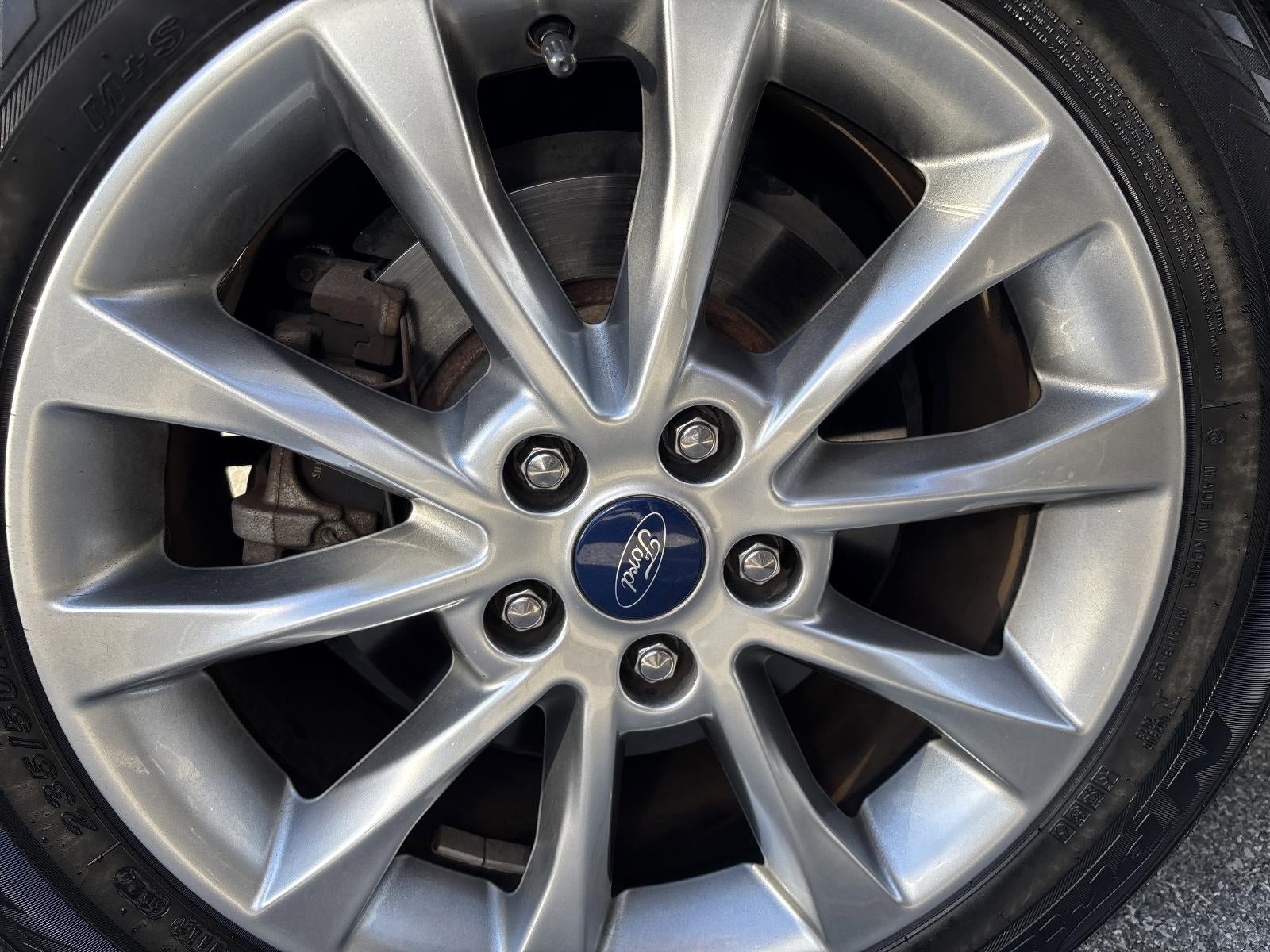 2017 Ford Fusion SE FWD