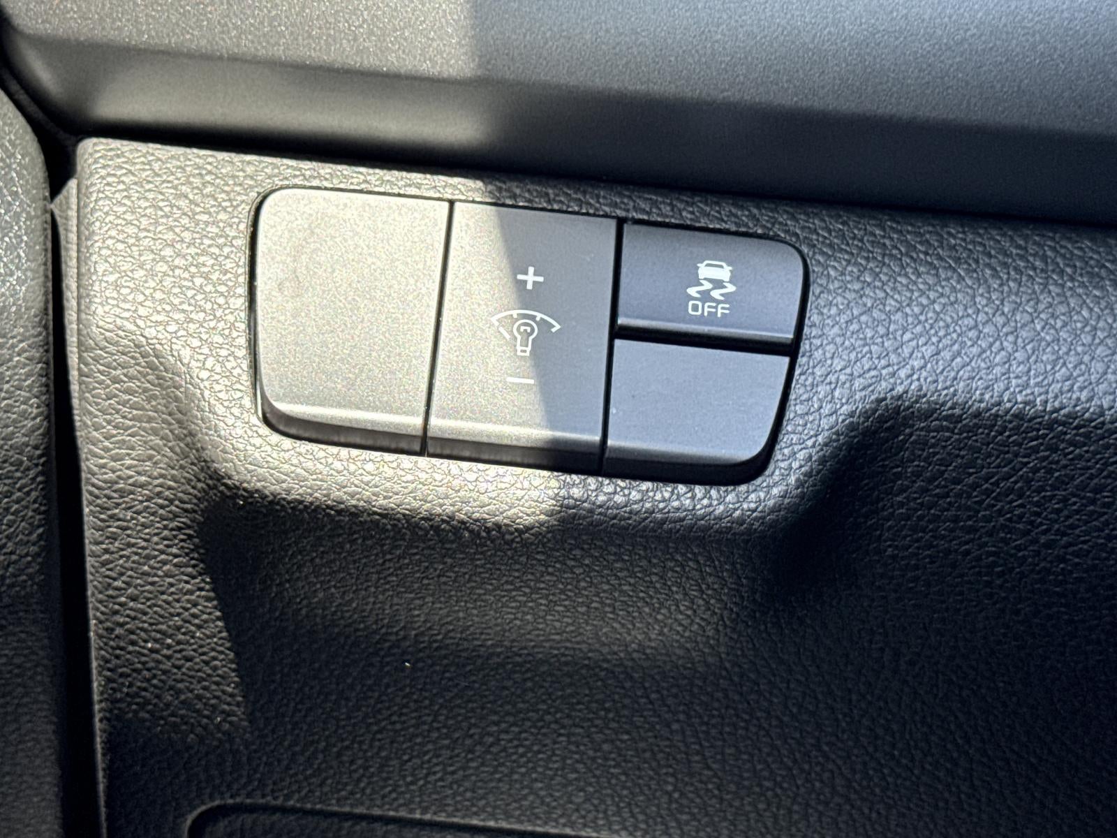 2022 Kia Rio S IVT