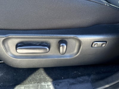 2023 Toyota Tacoma 4WD 4WD SR Double Cab 5' Bed V6 AT (GS)