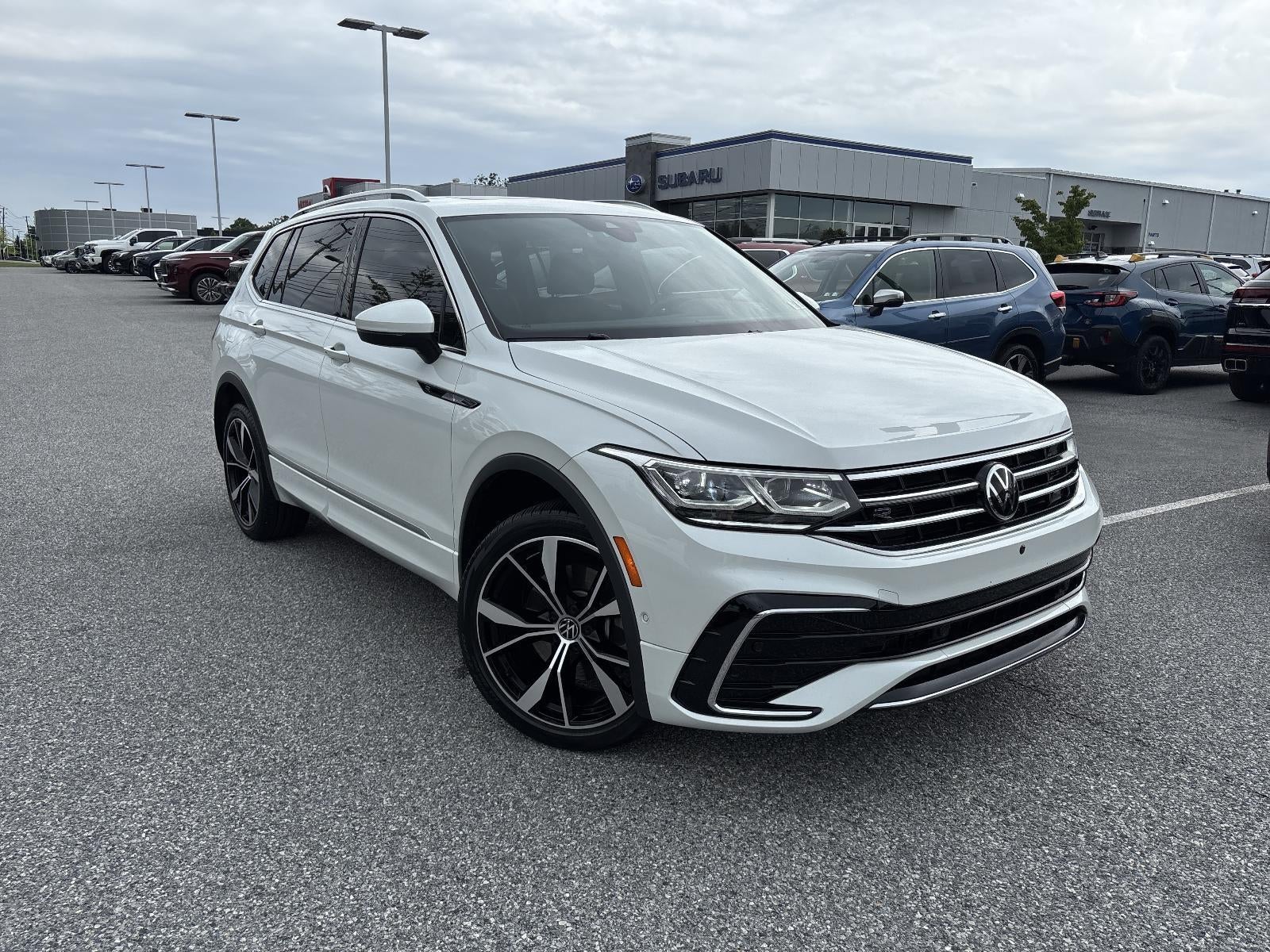 2022 Volkswagen Tiguan 2.0T SEL R-Line 4MOTION