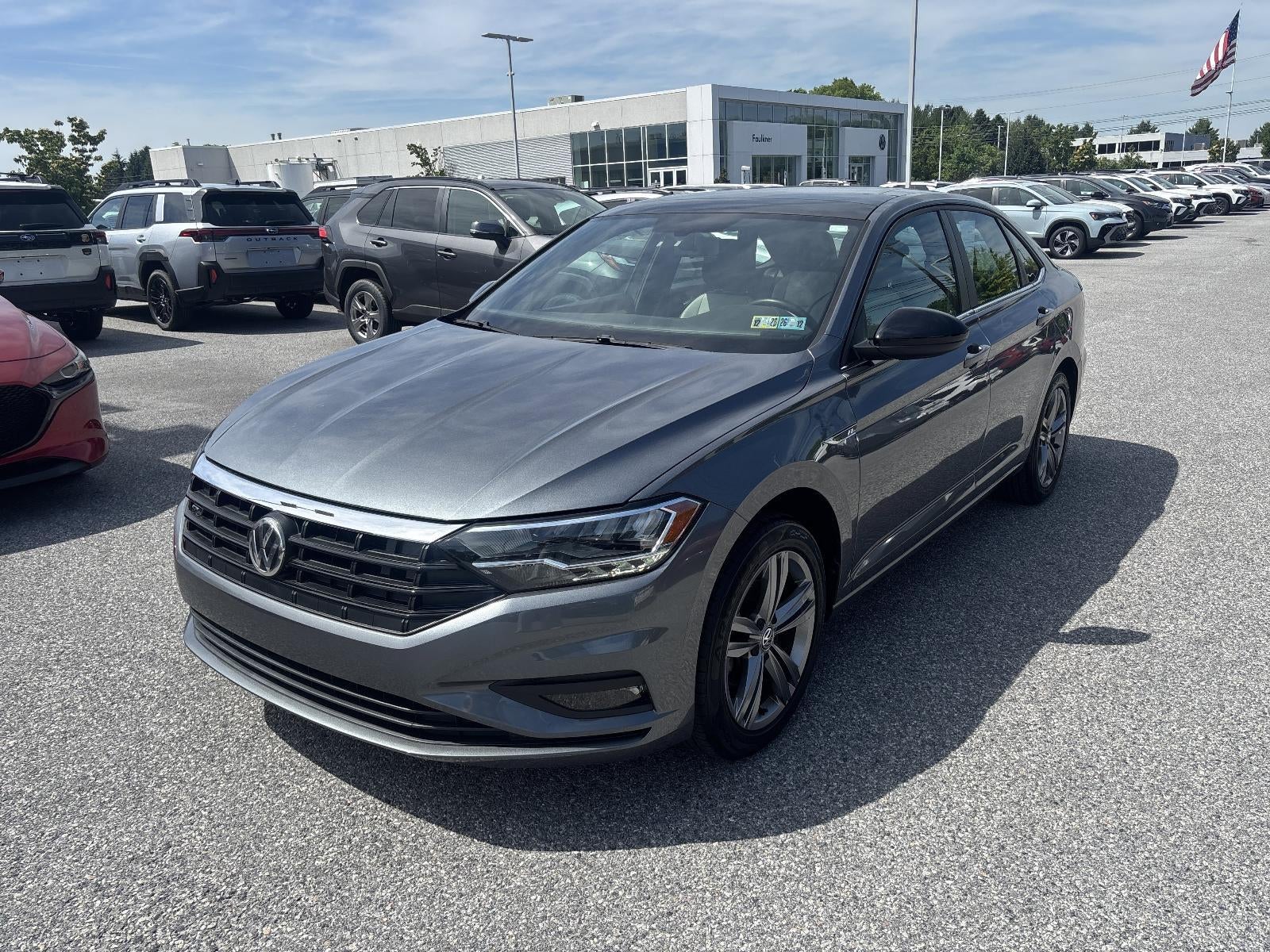 2019 Volkswagen Jetta R-Line Auto w/SULEV