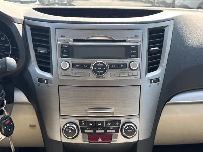 2011 Subaru Outback 2.5i Premium Automatic w/All-Weather Pkg and Power Moonroof Pkg