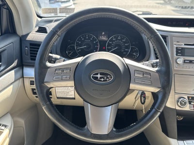 2011 Subaru Outback 2.5i Premium Automatic w/All-Weather Pkg and Power Moonroof Pkg