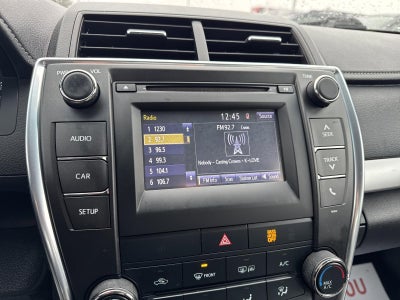 2017 Toyota Camry SE Auto (SE)