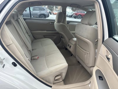 2010 Toyota Avalon 4dr Sdn XLS (Natl)