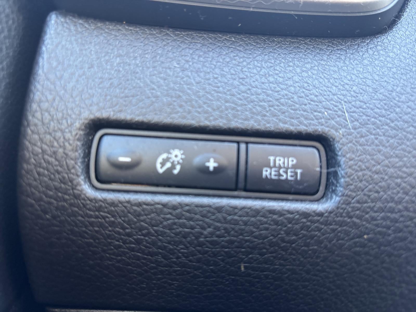 2016 Nissan Rogue AWD 4dr SL