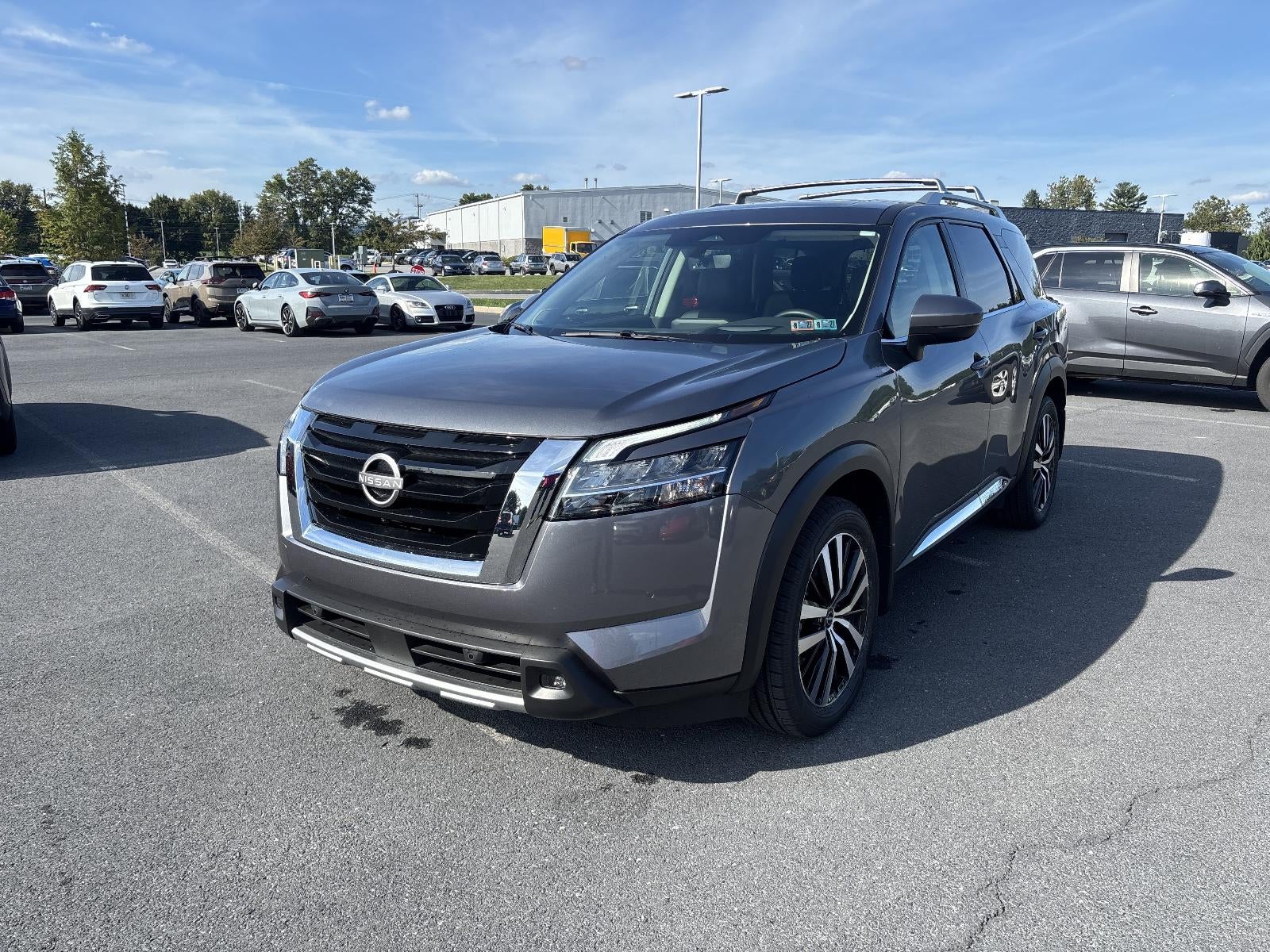 2024 Nissan Pathfinder Platinum 4WD