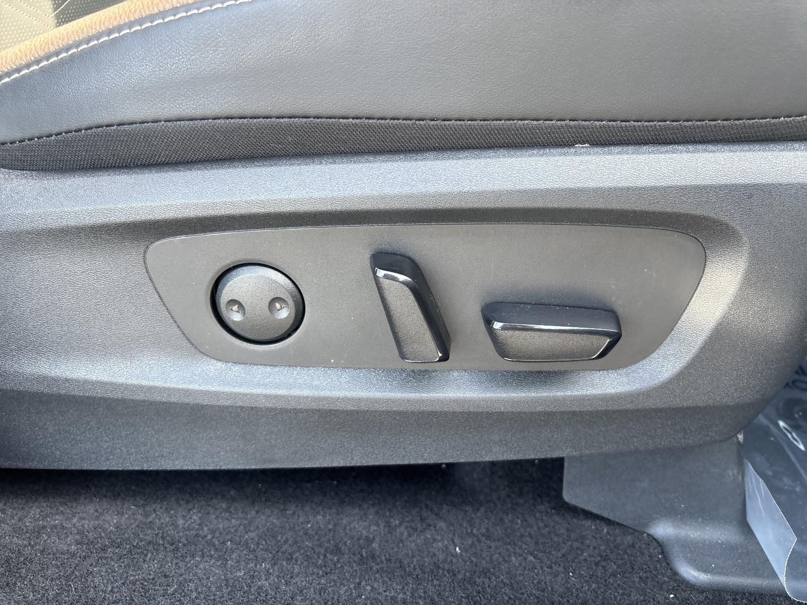 2024 Nissan Pathfinder Platinum 4WD