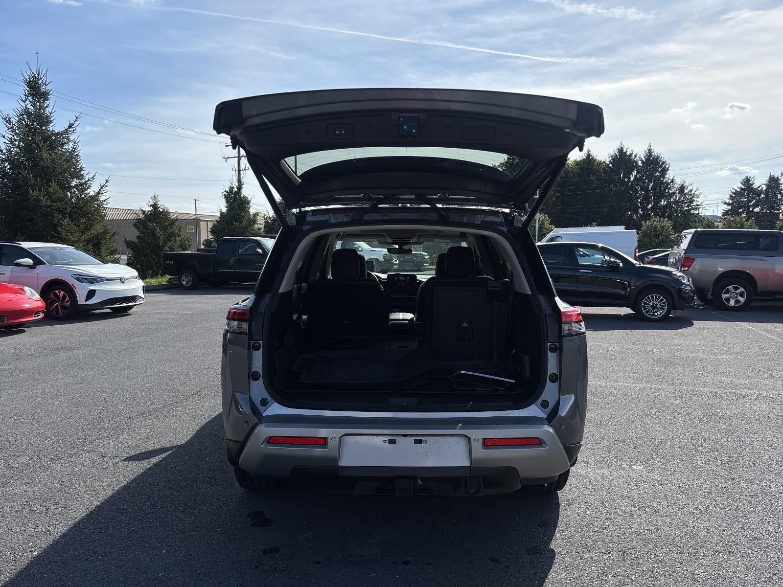 2024 Nissan Pathfinder Platinum 4WD