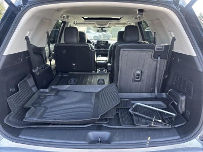 2024 Nissan Pathfinder Platinum 4WD