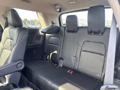 2024 Nissan Pathfinder Platinum 4WD