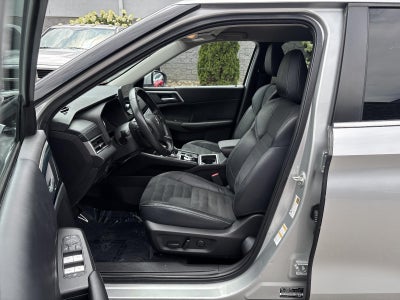 2022 Mitsubishi Outlander Black Edition S-AWC