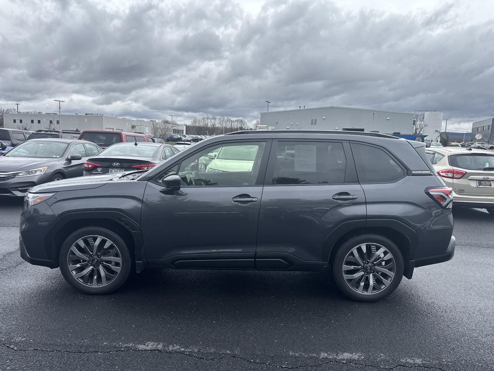 2025 Subaru Forester Touring AWD