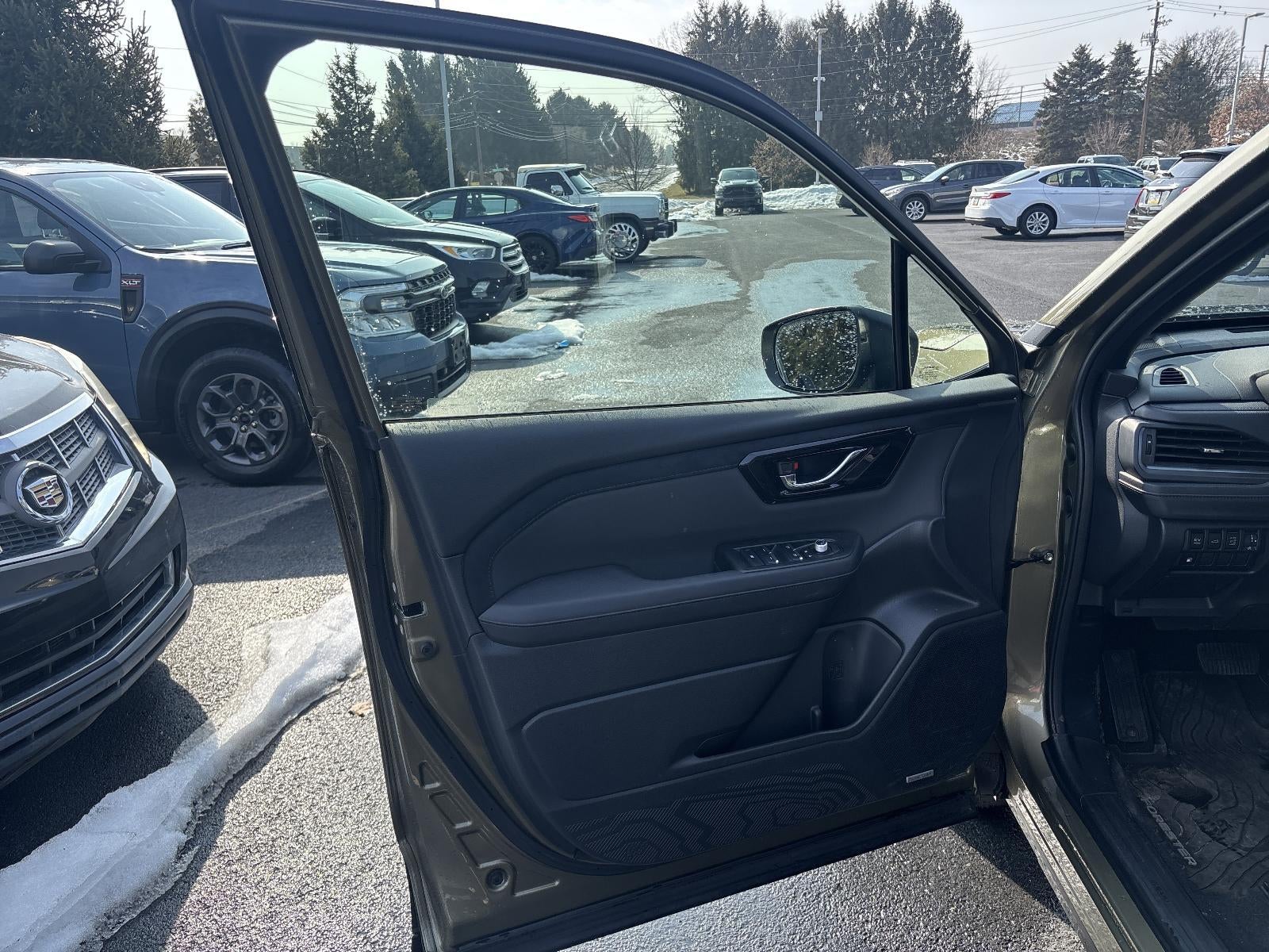 2025 Subaru Forester Limited Hybrid AWD