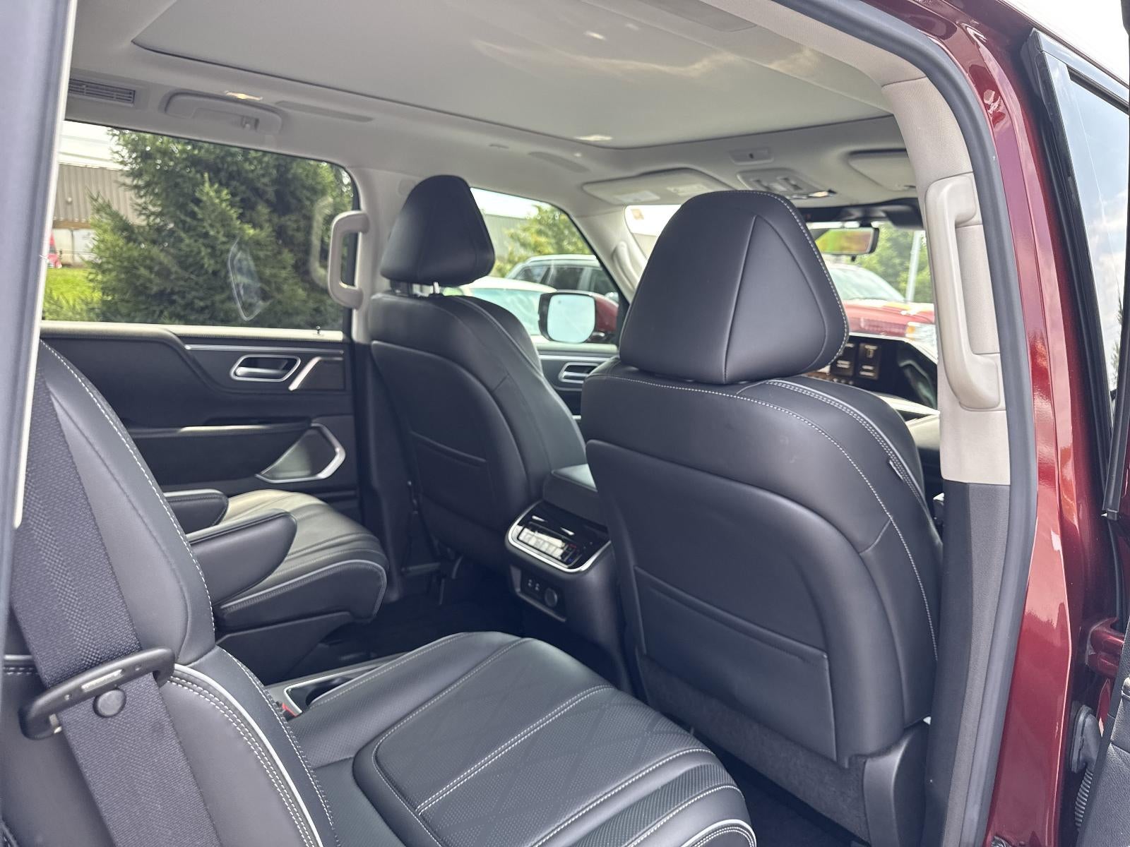 2025 INFINITI QX80 SENSORY AWD