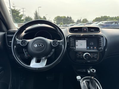 2017 Kia Soul + Auto