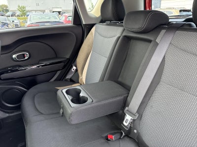 2017 Kia Soul + Auto