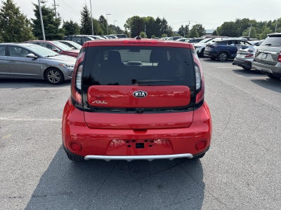 2017 Kia Soul + Auto
