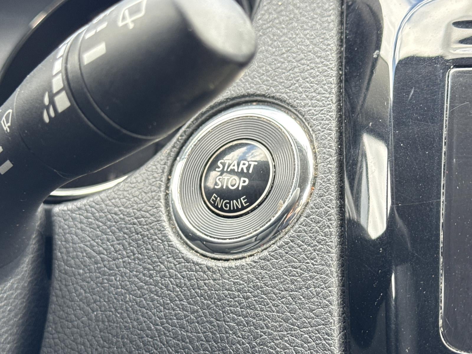 2015 Nissan Rogue AWD 4dr SV