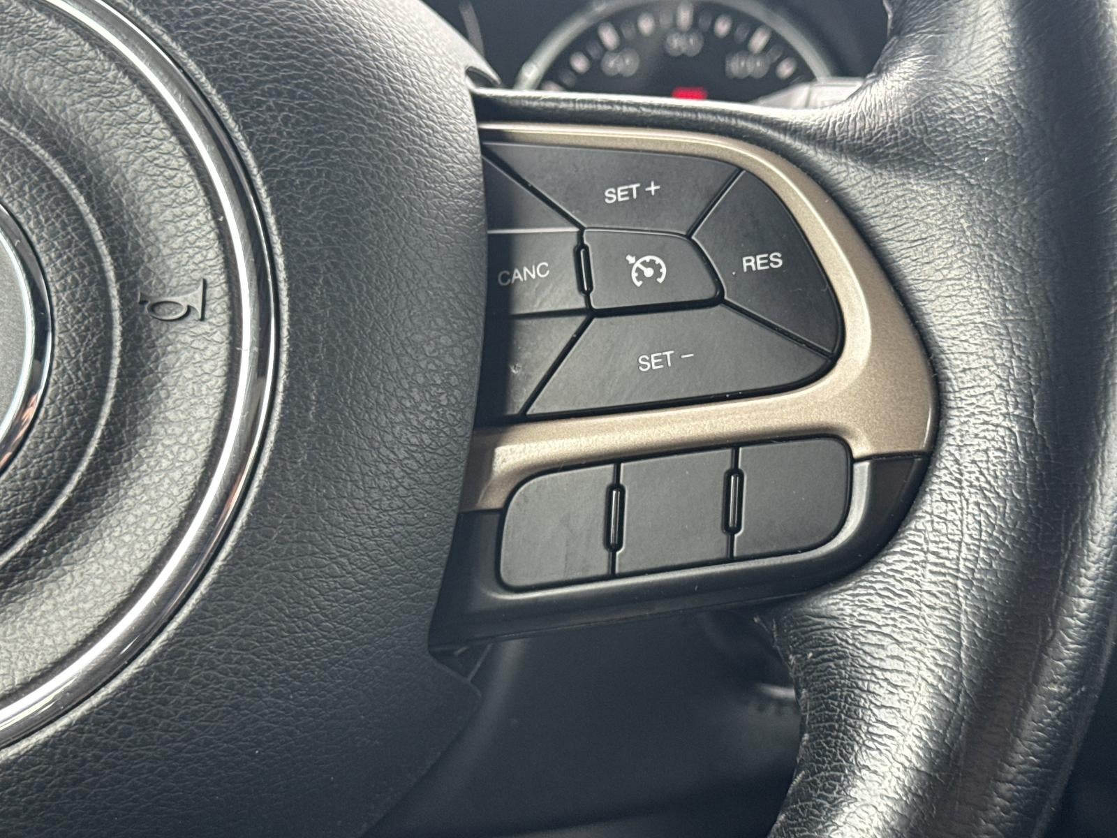 2016 Jeep Renegade 4WD 4dr 75th Anniversary