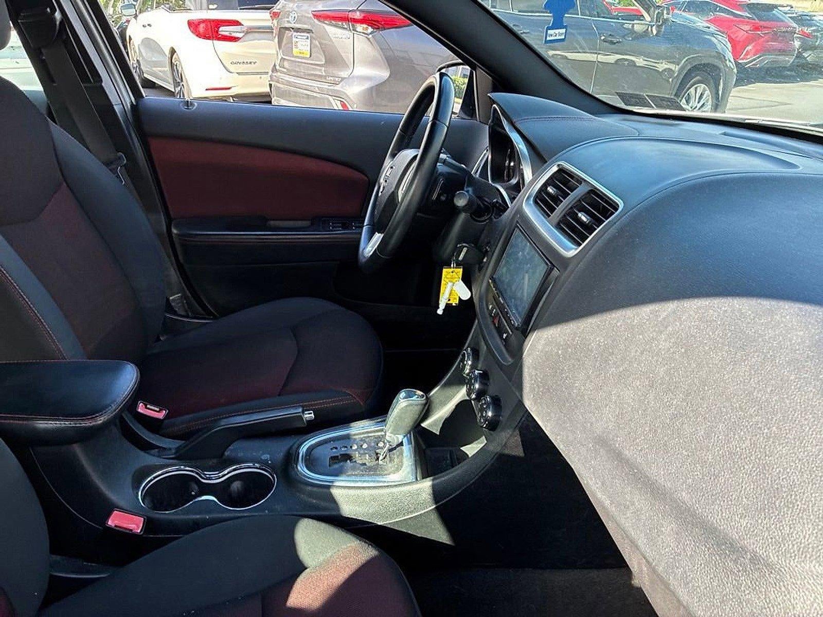 2012 Dodge Avenger 4dr Sdn SXT Plus